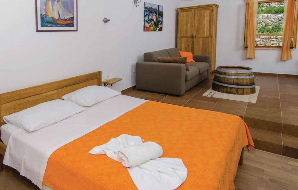 House (Two Bedroom Holiday Home)