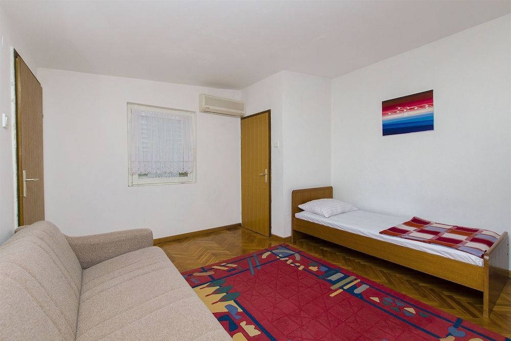 Apartment (A3)
