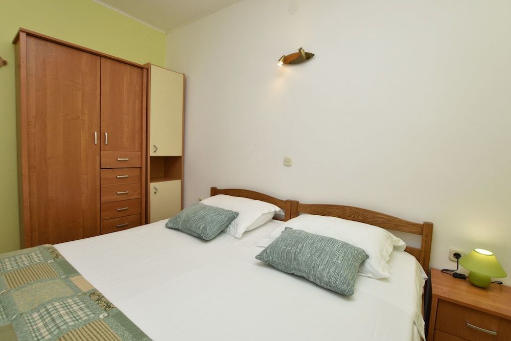 Apartment (A1)