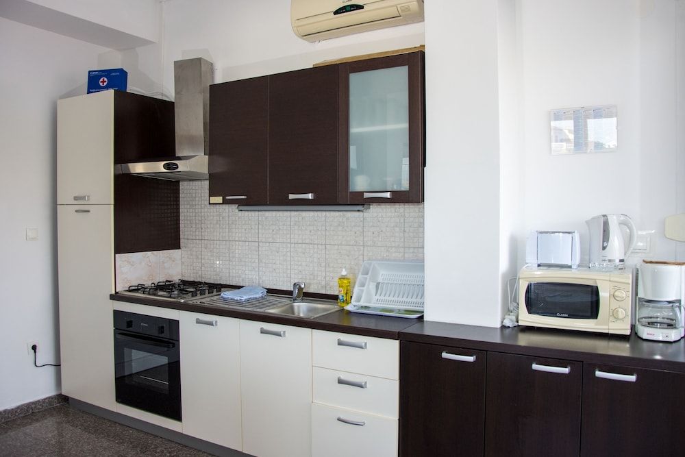 Economy Apartment (6E5P)