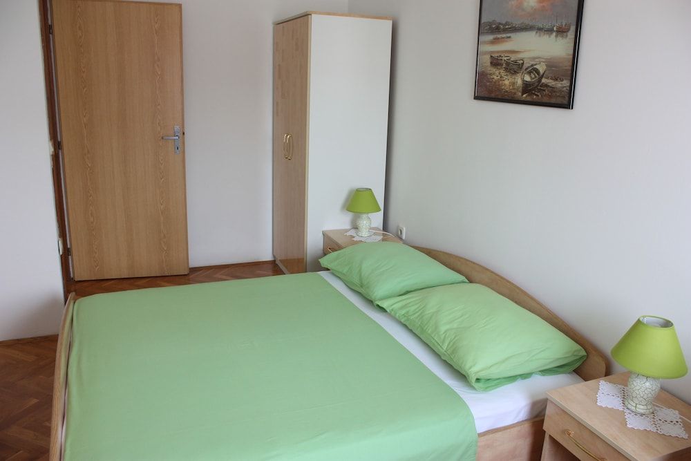 Standard Apartment, 2 Bedrooms (Green, M-3)