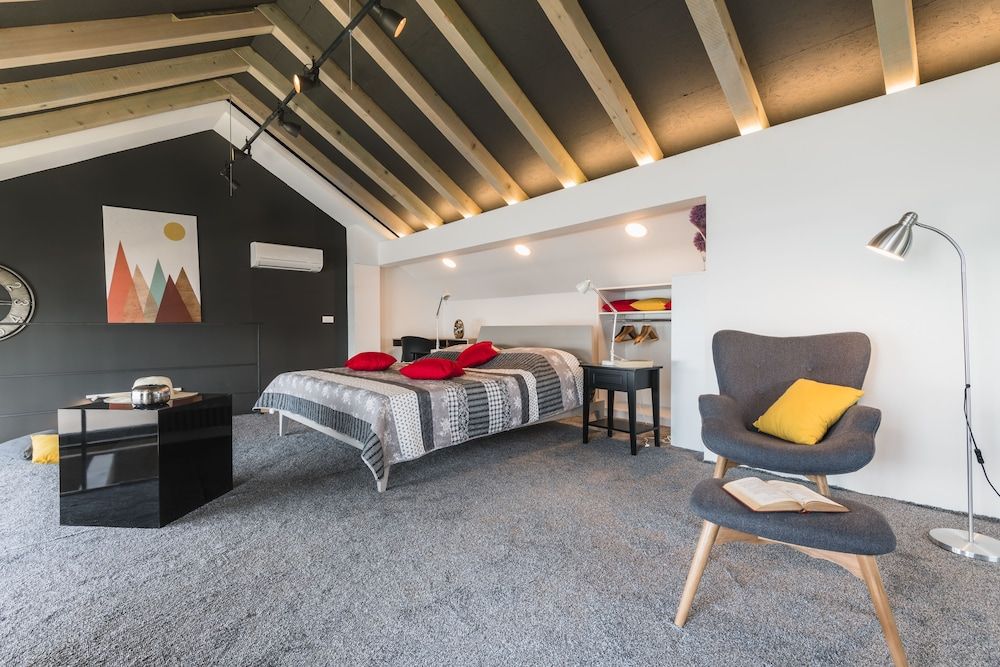 Duplex, 1 Bedroom
