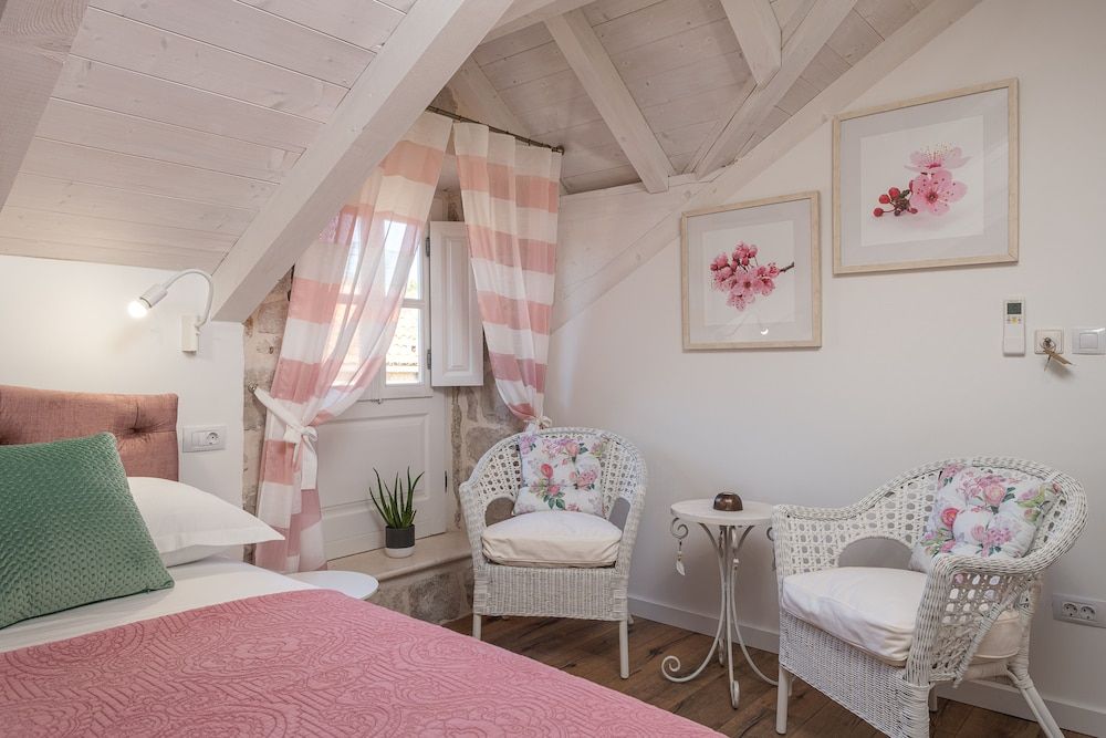 Studio, Balcony (Standard Studio - Attic)