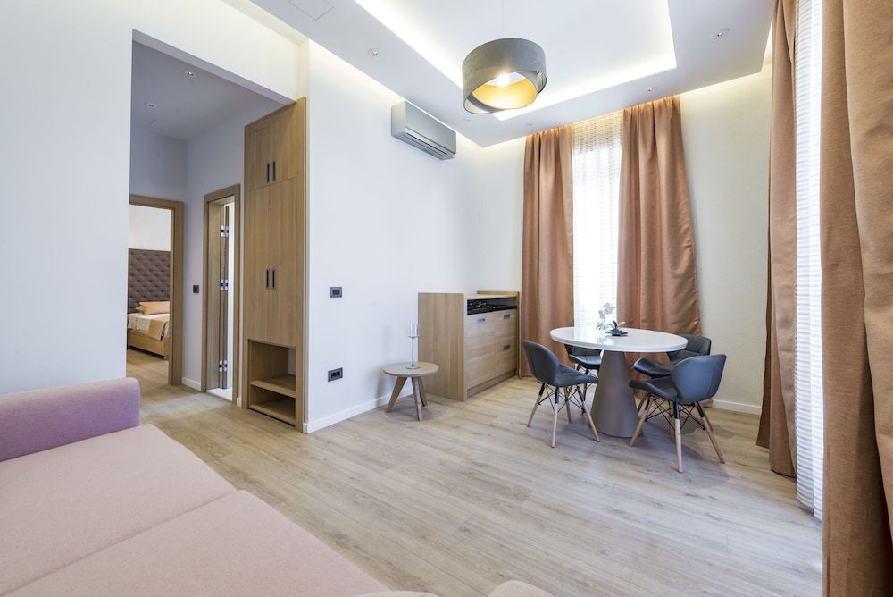 Casa Antika Suites Apartment (A4) 7