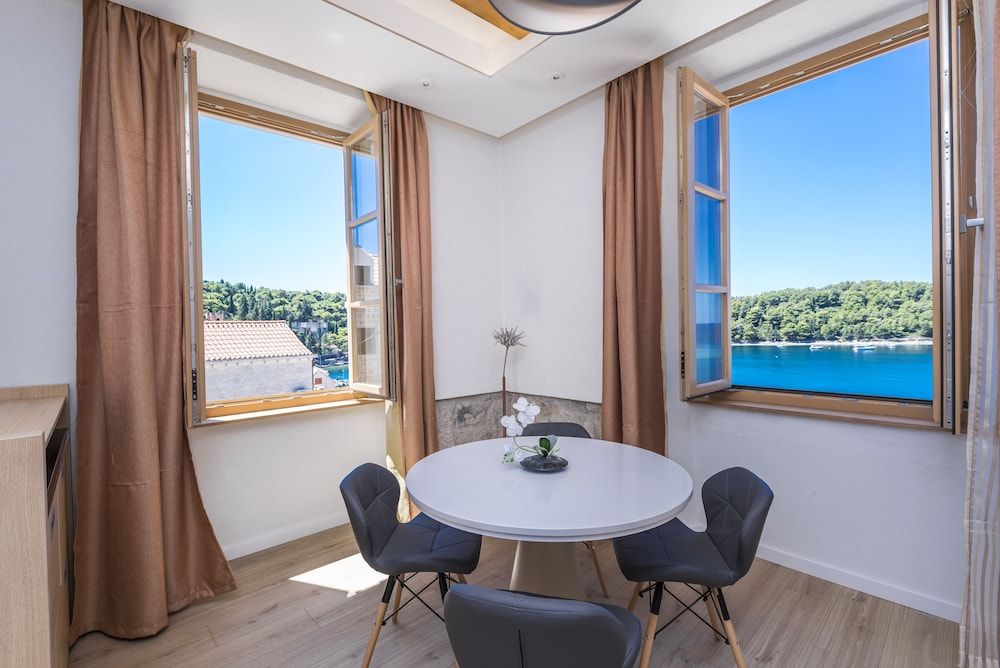 Casa Antika Suites Apartment (A5) 3