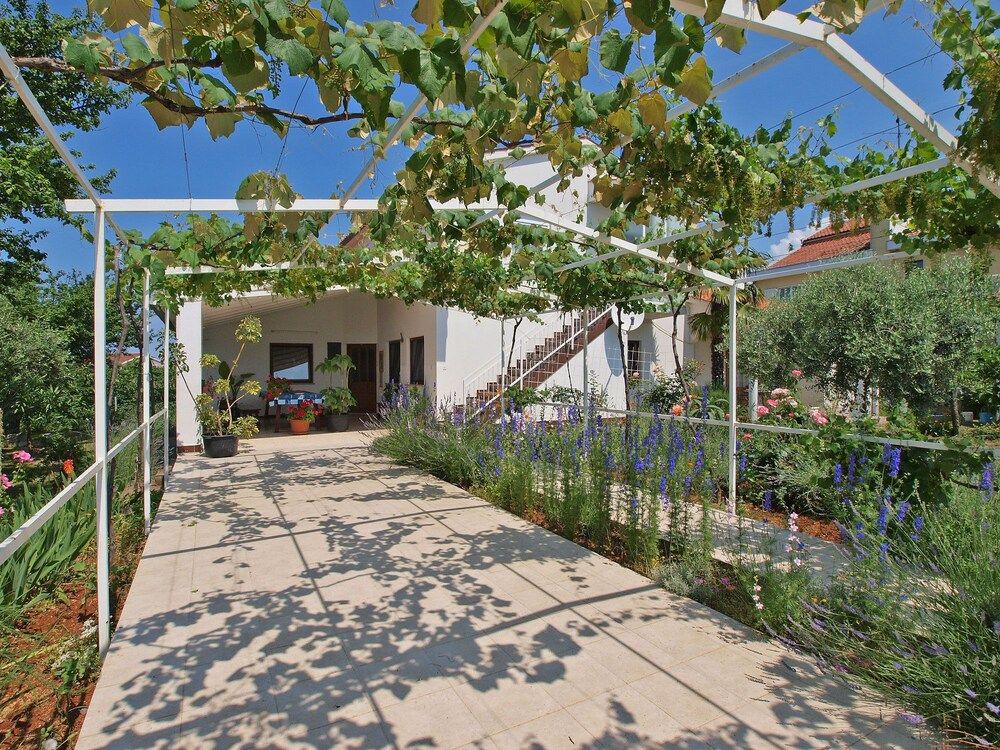 Apartment 924