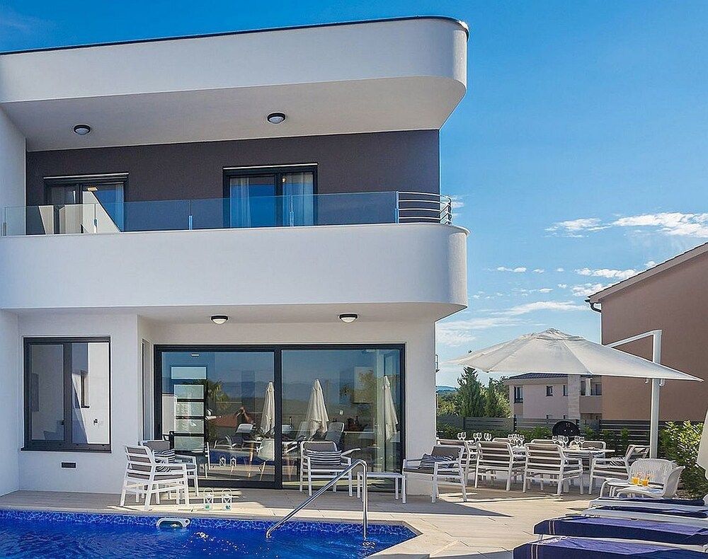 Luxury Villa, 4 Bedrooms, Private Pool, Sea View