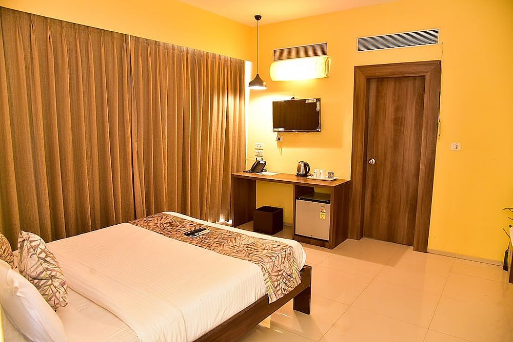 Sharanam Green Resort Deluxe Room