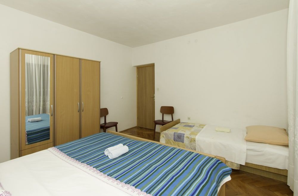 Family Apartment, Garden View