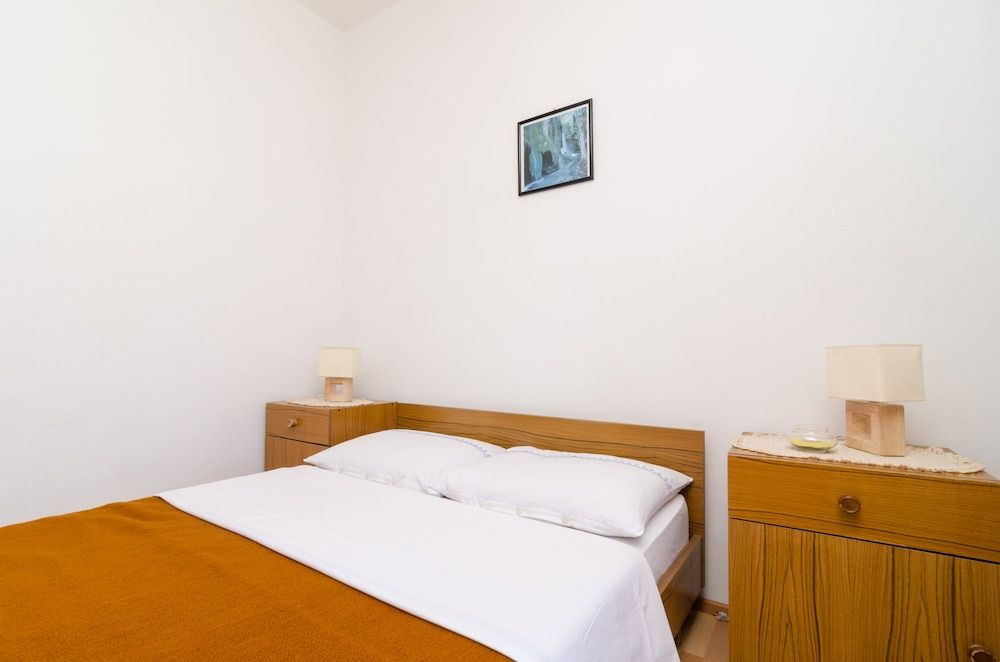 Basic Room, 1 Queen Bed, Balcony, Sea View