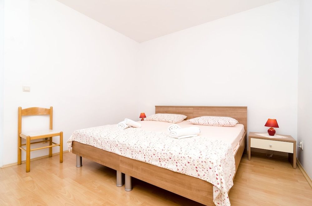 Rooms Karla Standard Room, 1 Double Bed, Balcony, Sea View 2