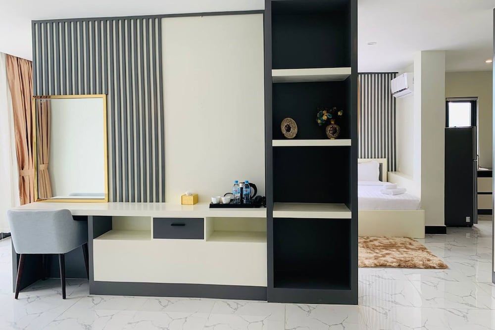 Kampot Sunny Hotel Deluxe Queen Bed with balcony (02 queen beds) 11