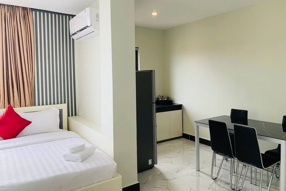 Kampot Sunny Hotel Family Twin Room 3