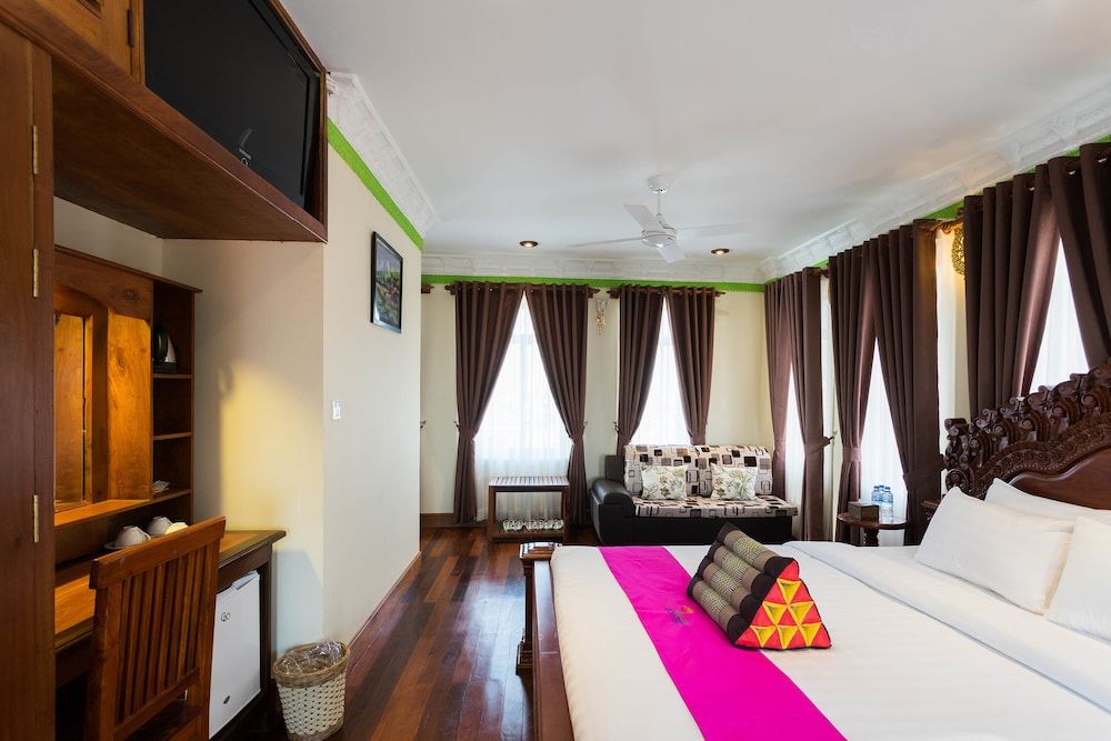 Okay Palace Hotel Deluxe Double Room 7