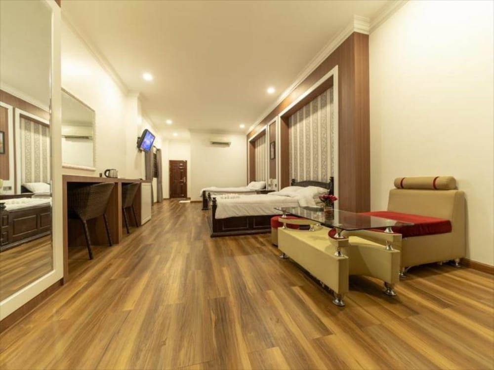 undefined 4 Rivers Hotel 2