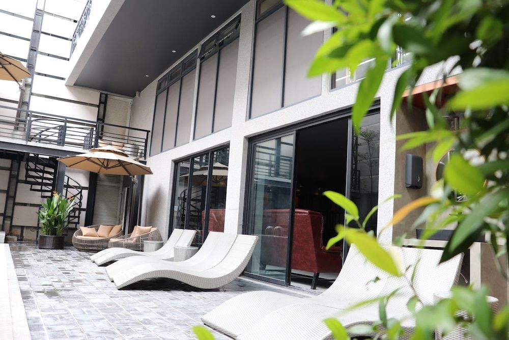 undefined CHECK inn Phnom Penh BKK 1 4