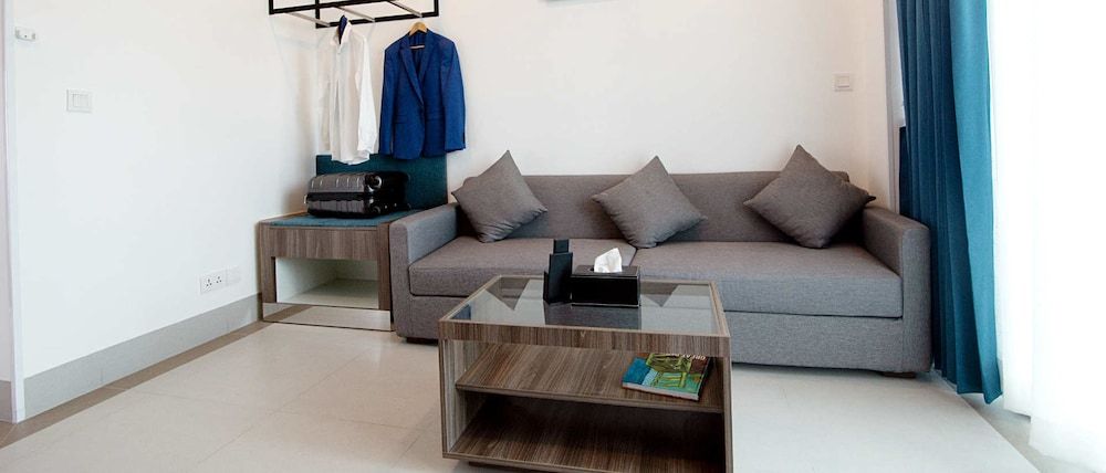 undefined The Twin B Palace Hotel & Apartments 9