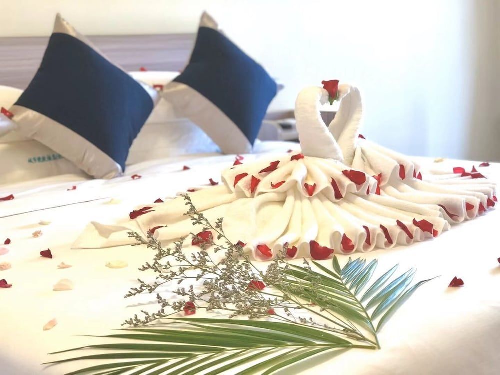 City Comfort Airport Hotel Phnom Penh Executive Room With One-way Airport Pick up 4