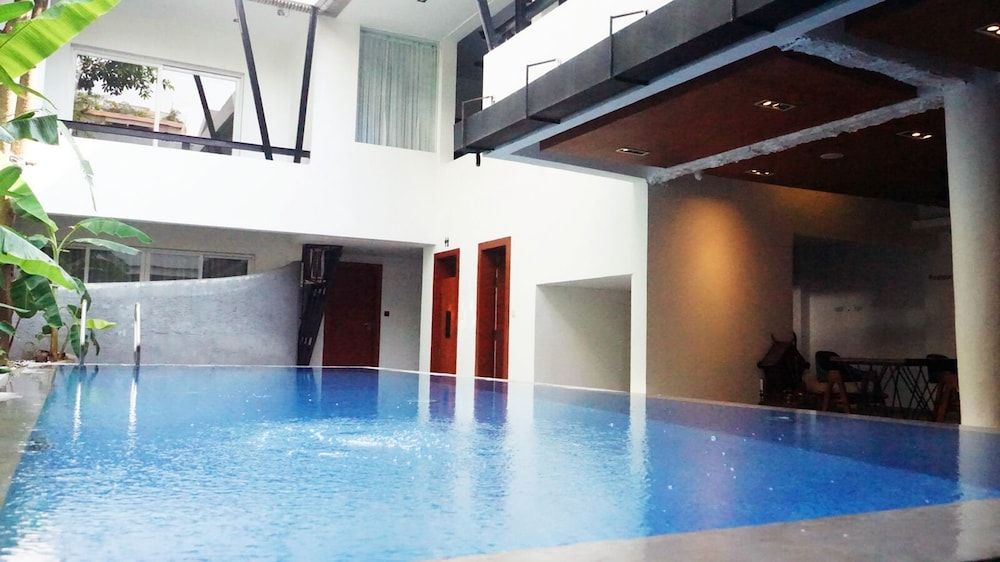 undefined Hotel Records 6