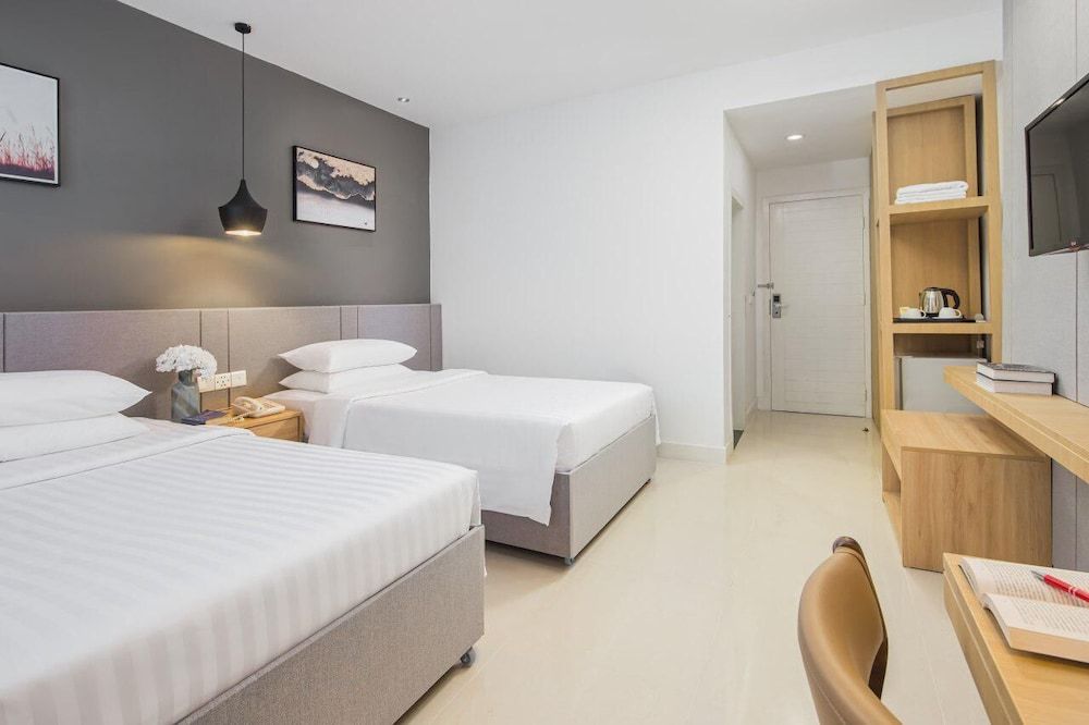 Altos Hotel Superior Twin Room 2