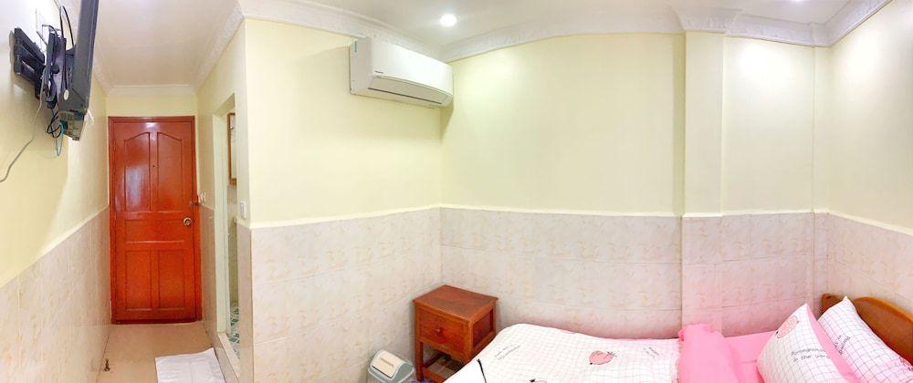 Mini Hotel Romantic Double Room, 1 Bedroom 23