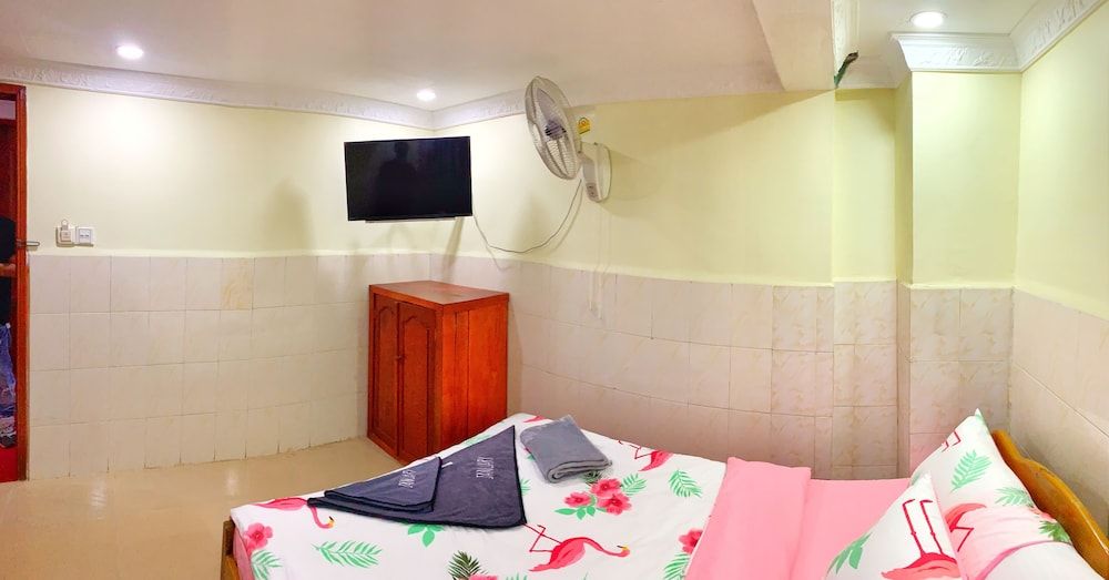 Mini Hotel Romantic Double Room, 1 Bedroom 12