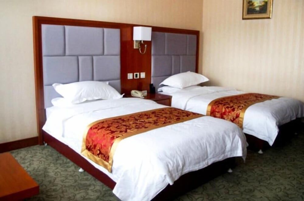 undefined Chinese Home Business Hotel 4