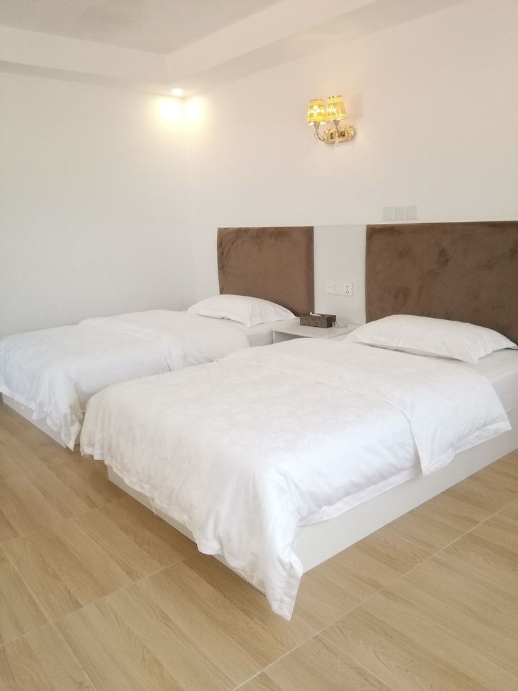 undefined Golden Bay Hotel 6
