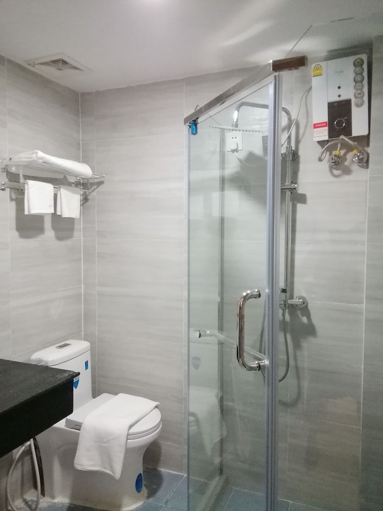 Golden Bay Hotel Superior Double Room Single Use 4