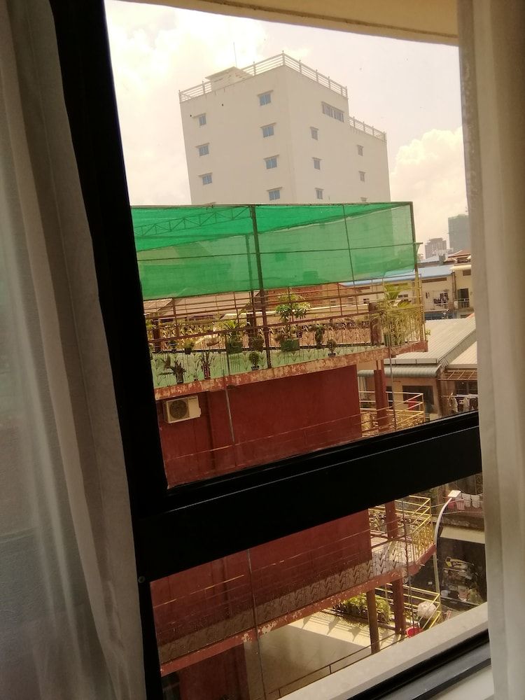 Golden Bay Hotel Superior Double or Twin Room 4