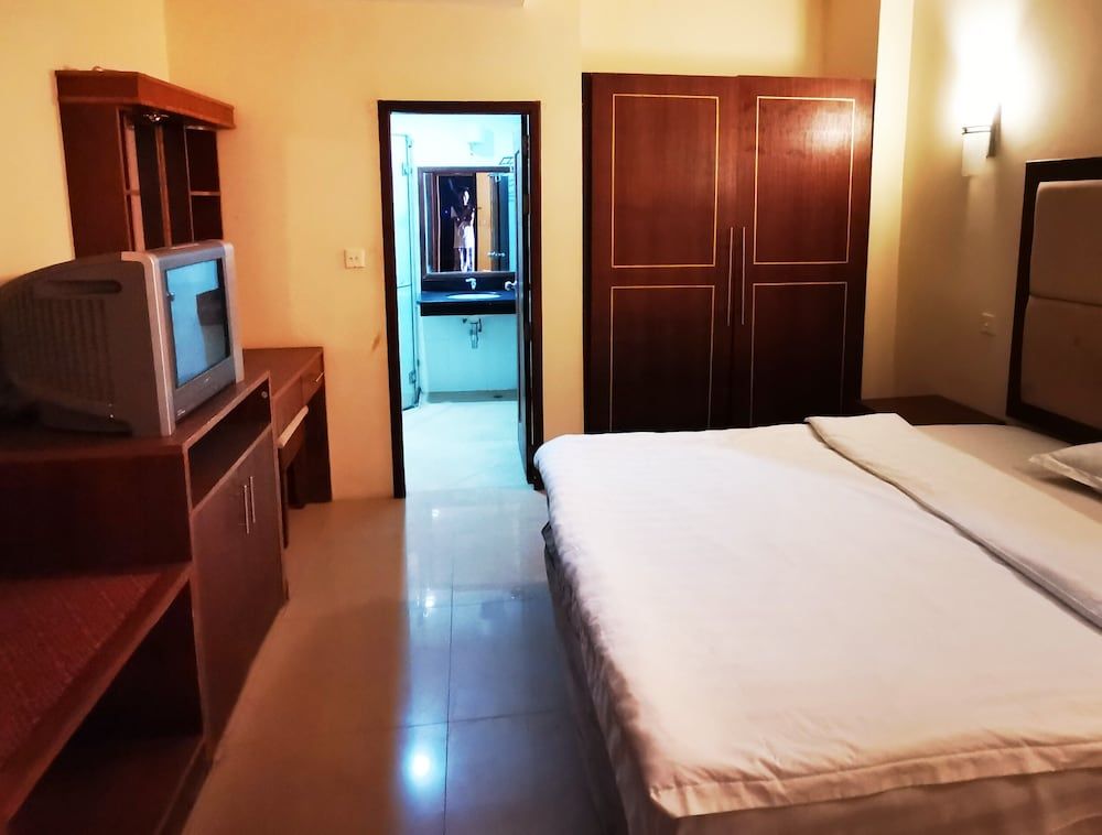 Oruseeey Hotel Economy Room, 1 Queen Bed 2