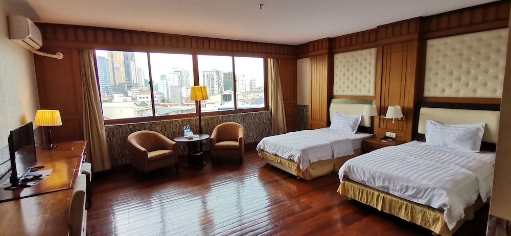 Oruseeey Hotel Deluxe City View Business Twin Room 2