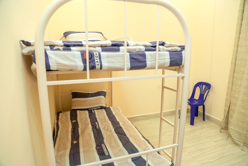 Stay Inn Hostel 4-Bed Shared Dormitory