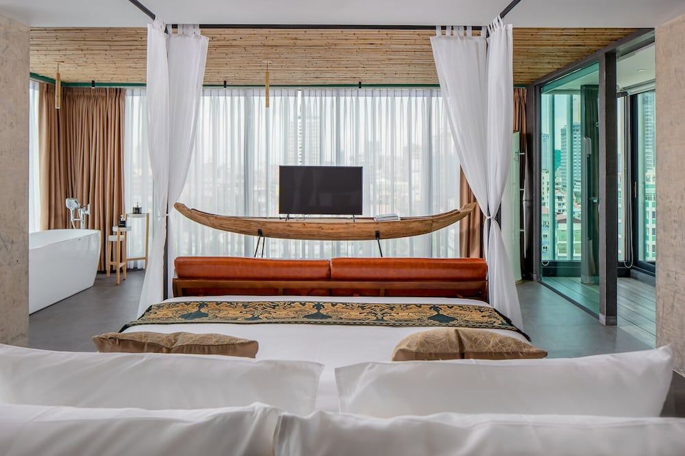 CHECK inn Phnom Penh Royal Palace Superior Studio Suite 4