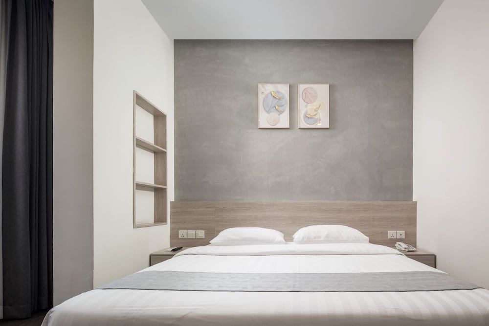 Joli Hotel Superior Double Room 5