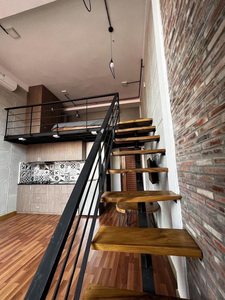 undefined Lazarusrooms 6