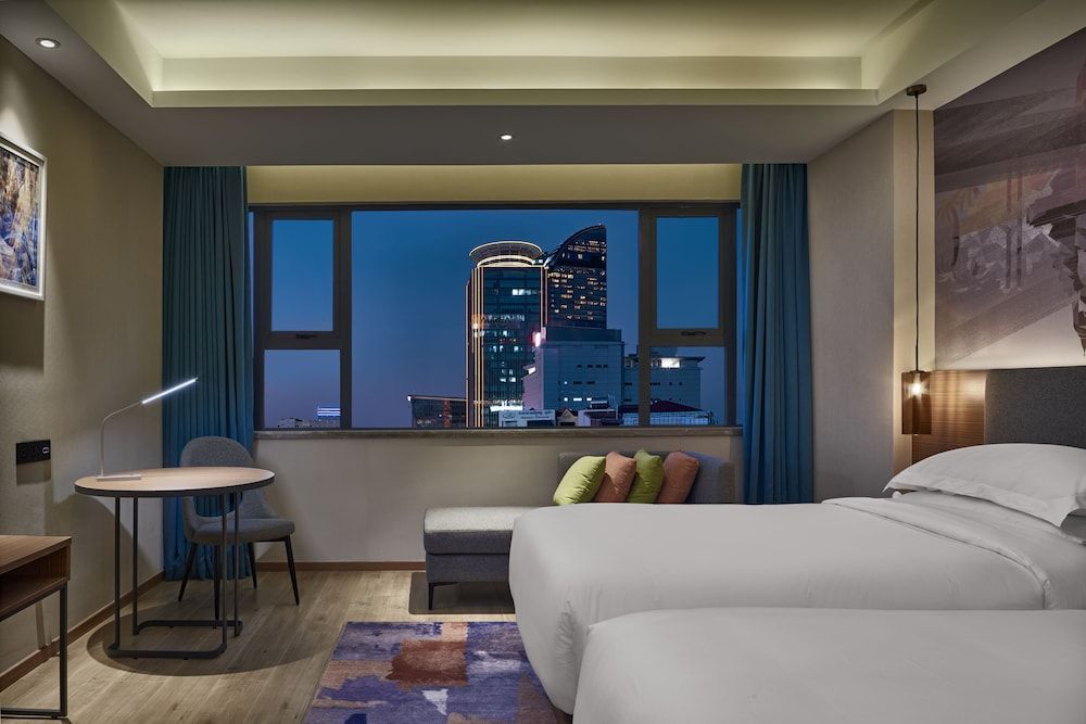 undefined Aurea Central Hotel 5