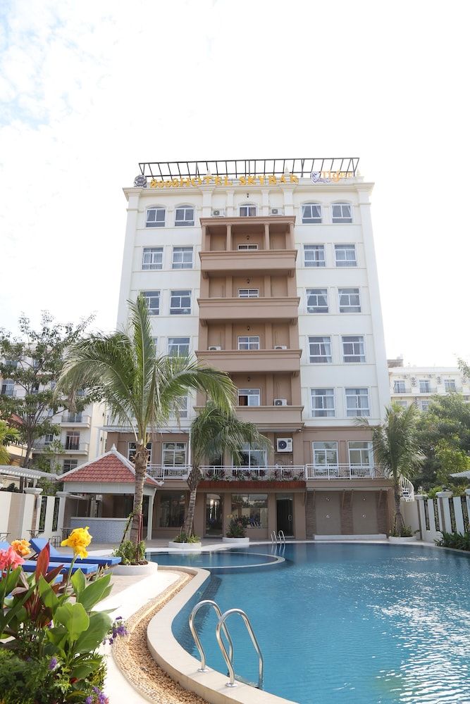 undefined 8008 Hotel 9