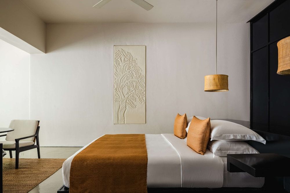 Amansara Suite (Courtyard)