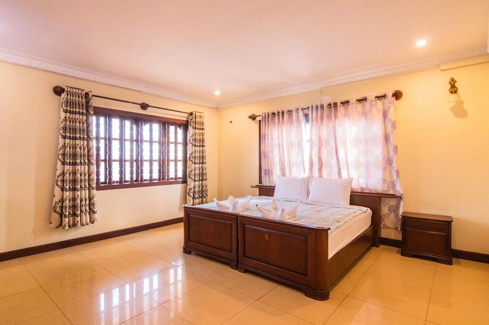 undefined SR Orkide Boutique 2