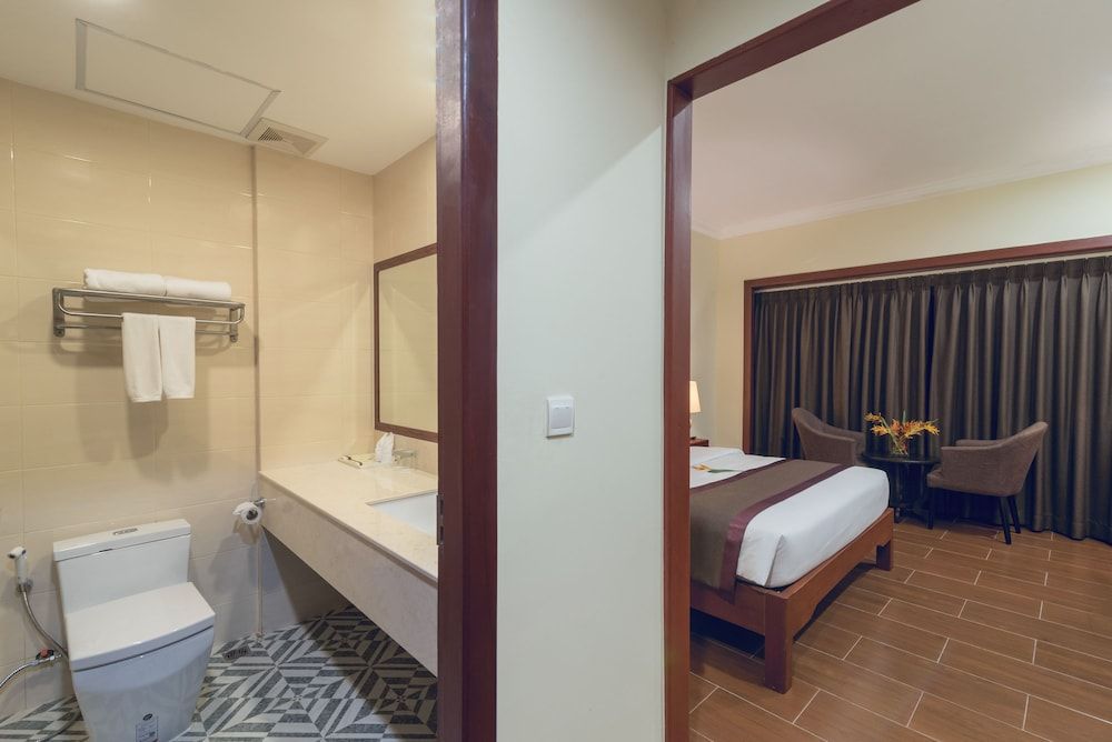 La Renaissance Boutique Luxury Double Room, Garden View 8