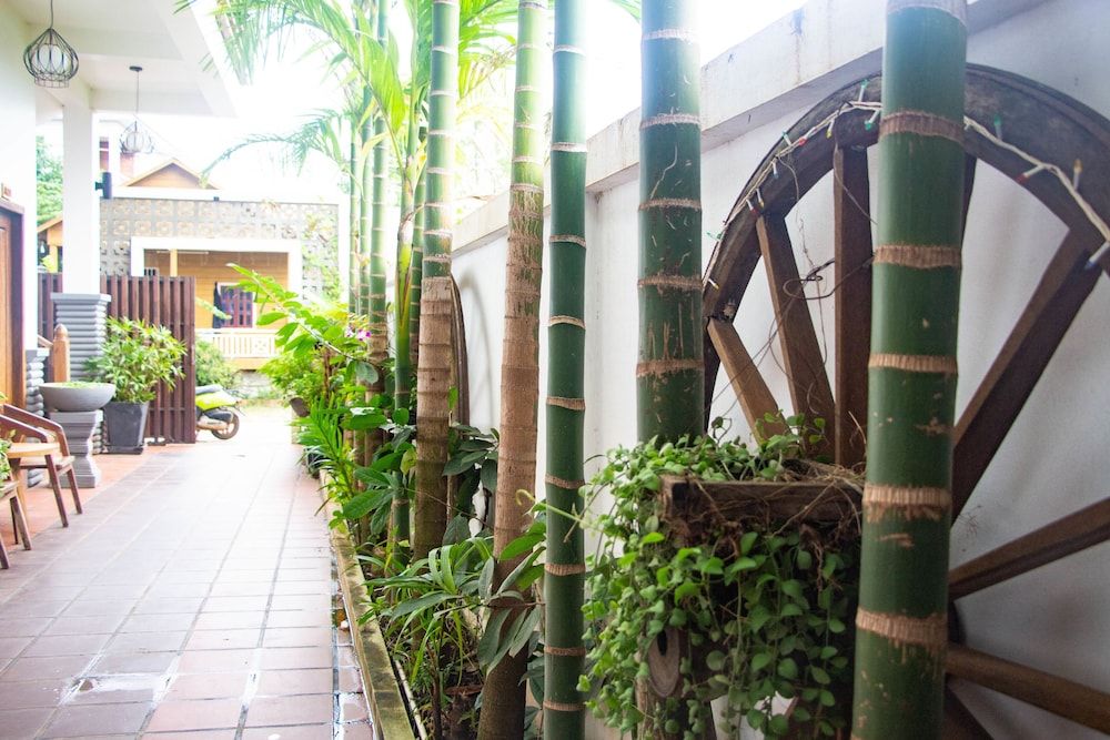 undefined Picollino Boutique 3