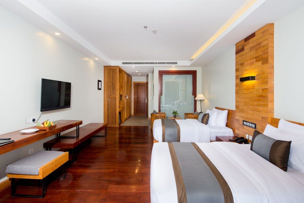 Pacific Premier Resort & Spa Premier Room without Balcony 6