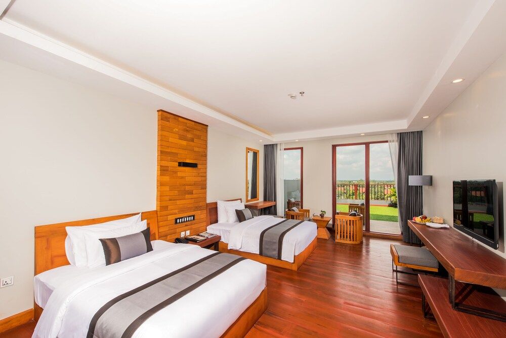 Pacific Premier Resort & Spa Premier Room with Balcony 8