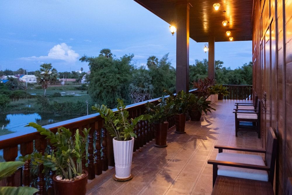 Double Room, 1 King Bed, Balcony