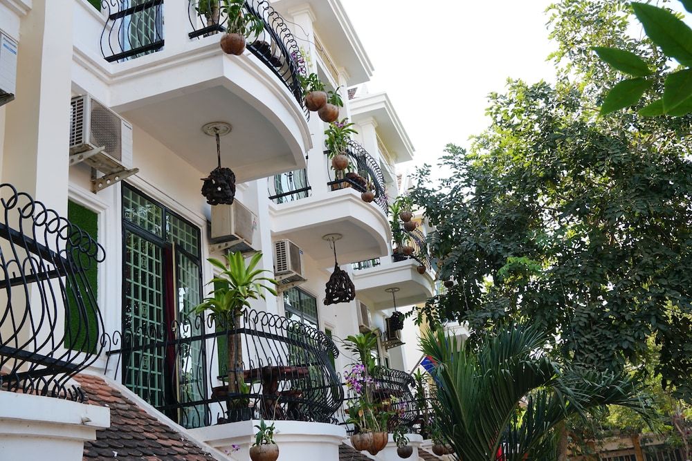 undefined WoodrootsBanteaychhmar 5