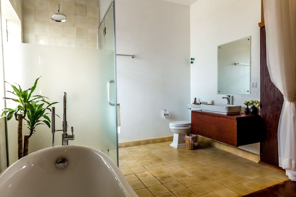 Sambath Reach D' Angkor Hotel Family Room 7