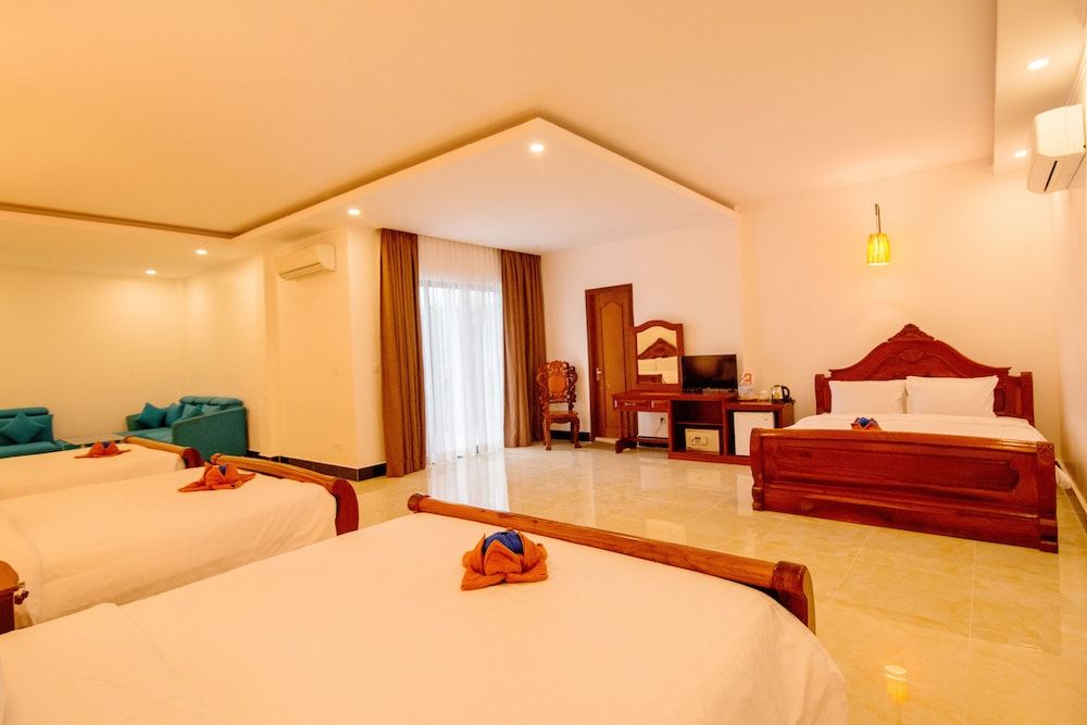 Borei Hang Tep Residence & Spa Family Room, 4 Bedrooms, Non Smoking 8