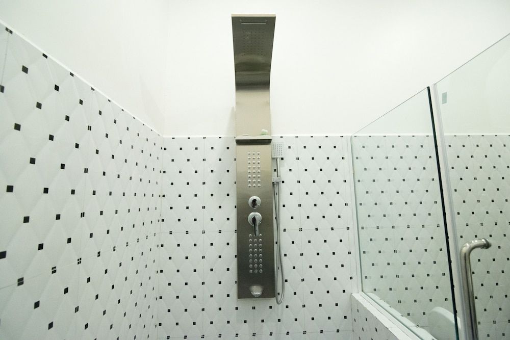 Borei Hang Tep Residence & Spa Family Room, 4 Bedrooms, Non Smoking 15