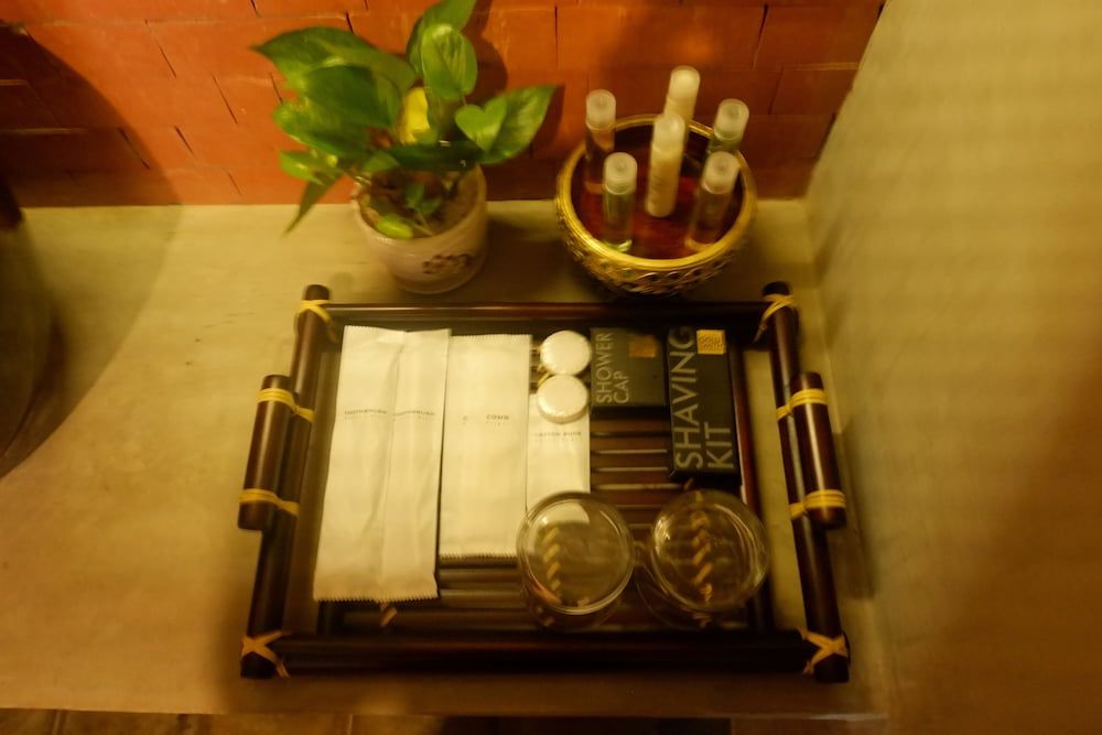 1004 Boutique Hotel Standard Double Room, 1 King Bed 12